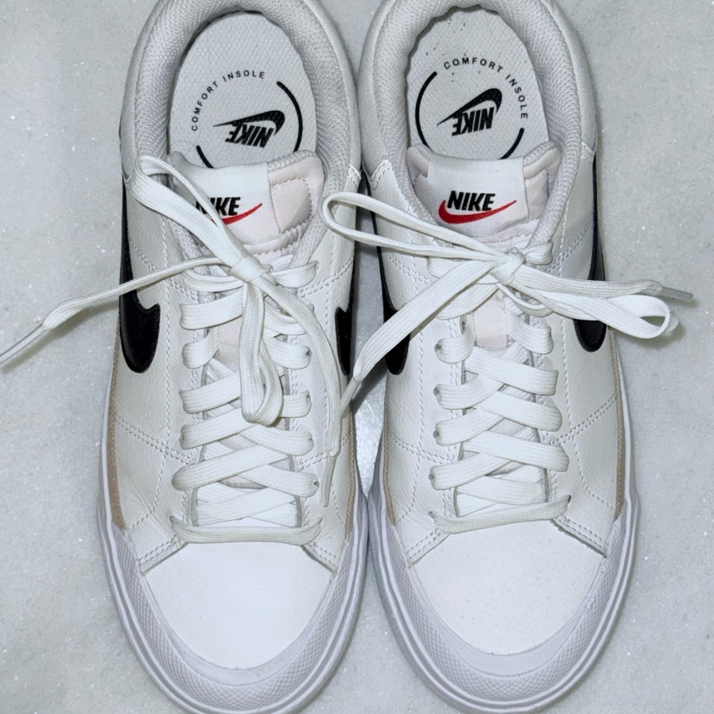 Nike Court Legacy Lift / Women’s 7.5 - Picture 4 of 6